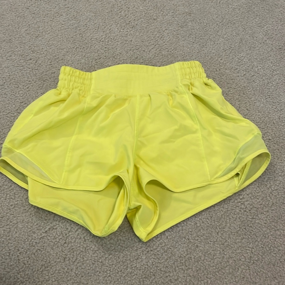 lululemon hotty hot shorts